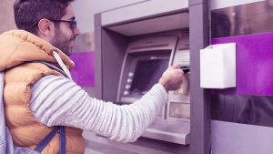 Saque Nubank: veja como fazer e conheça as tarifas
