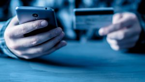 Quais os melhores cartões de crédito com controle por aplicativo?