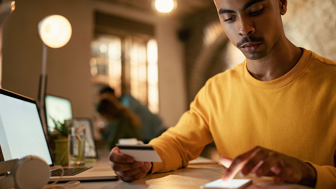 Como Contestar Compras no Cartão de Crédito? [Passo a Passo] - Foregon