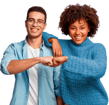 Clientes da foregon felizes se cumprimentando